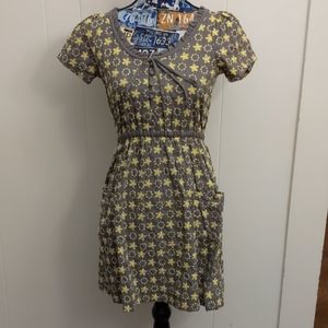 Nick & Mo Anthropology small stars gray dress